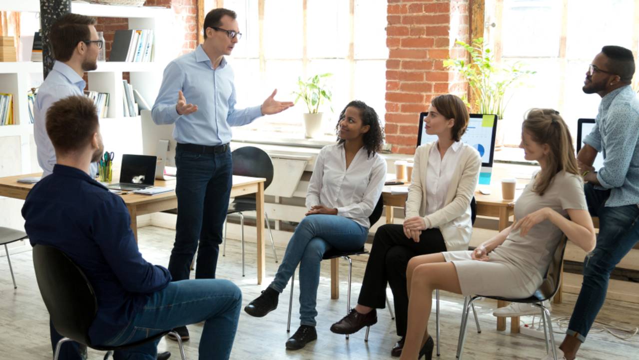 Lasciare trasparire la propria personalità e professionalità Lasciare trasparire la propria personalità e professionalità