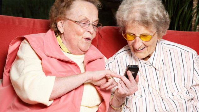 Anziani e smartphone