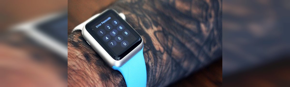Apple Watch, sul web parte il tattoo-gate