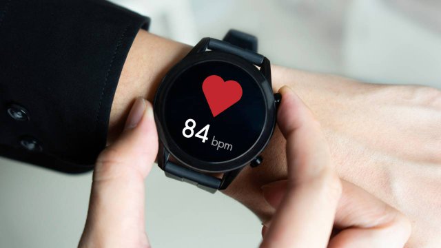 smartwatch heartbeat
