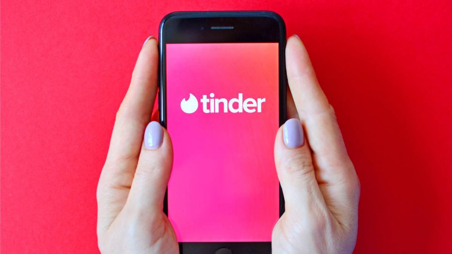 Tinder su smartphone