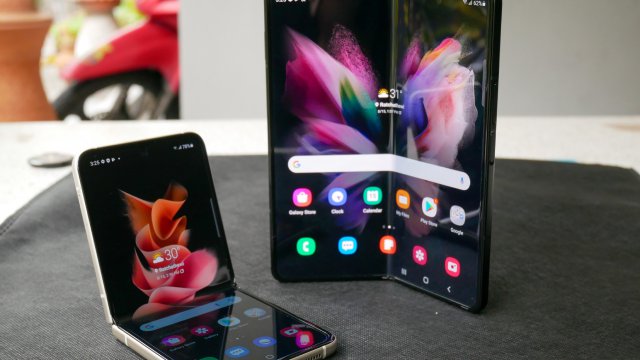 smartphone samsung foldable