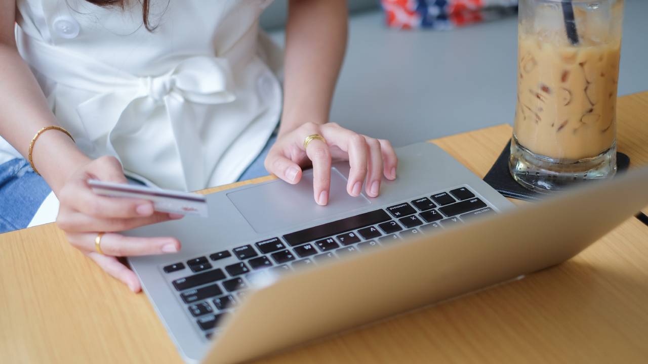 Shopping online Shopping online