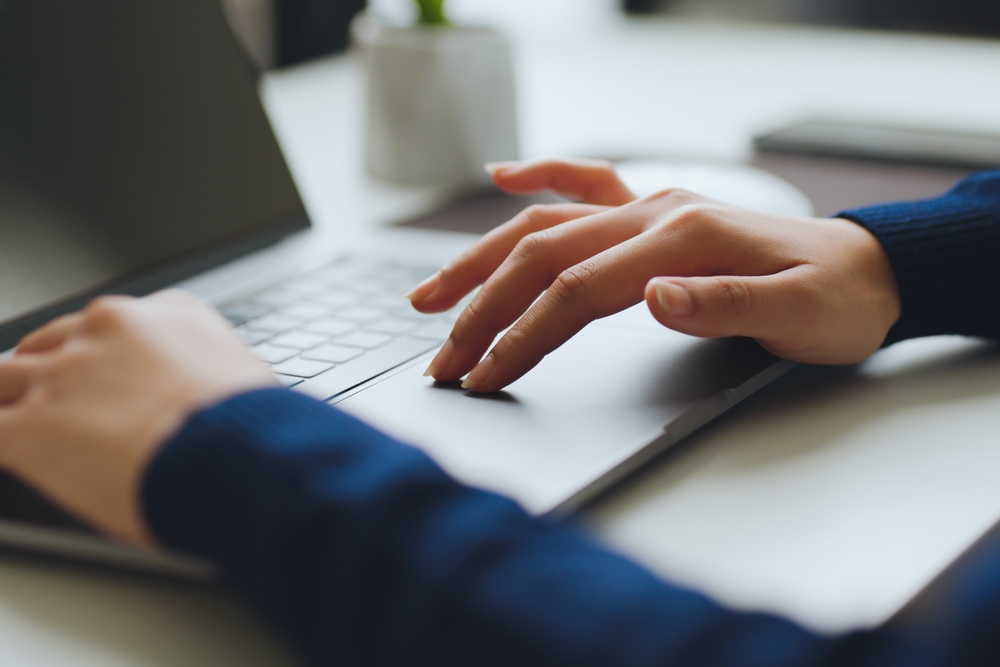 Donna-usa-trackpad-mac Donna-usa-trackpad-mac