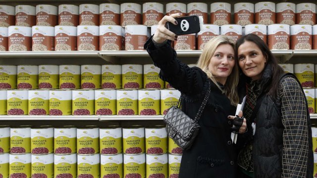 Selfie marketing