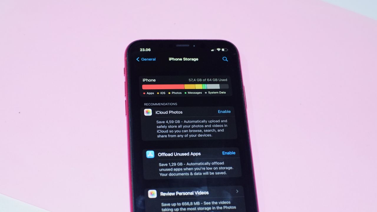 Iphone con memoria piena Iphone con memoria piena