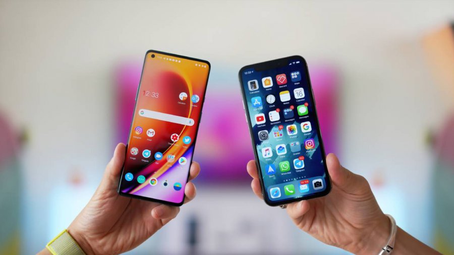 coppia di smartphone