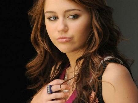 Miley Cyrus, uno dei vip presenti su Pheed