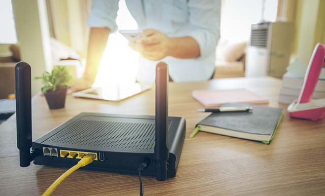 Router Wi-Fi e smartphone