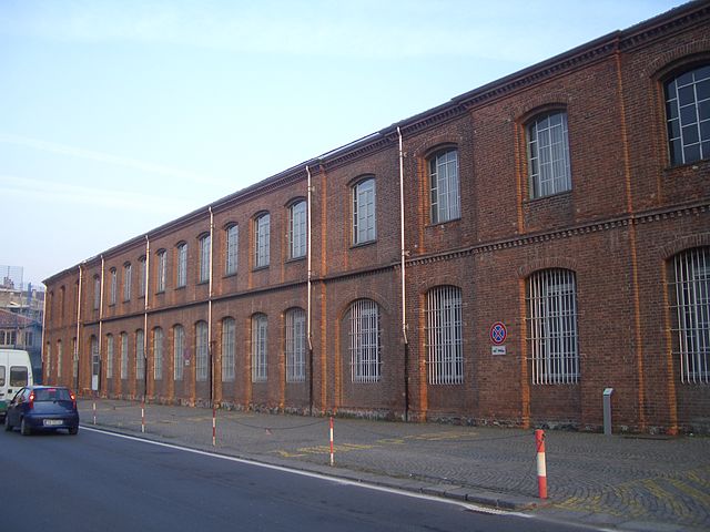 La fabbrica di mattoni rossi dove ha avuto origine Olivetti