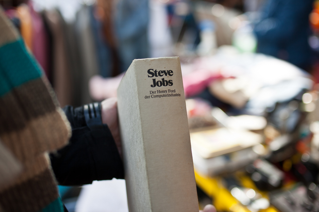 Nei mercatini di Berlino capita di fare strani incontri, come ad esempio un libro su Steve Jobs risalente probabilmente agli anni â‚¬80