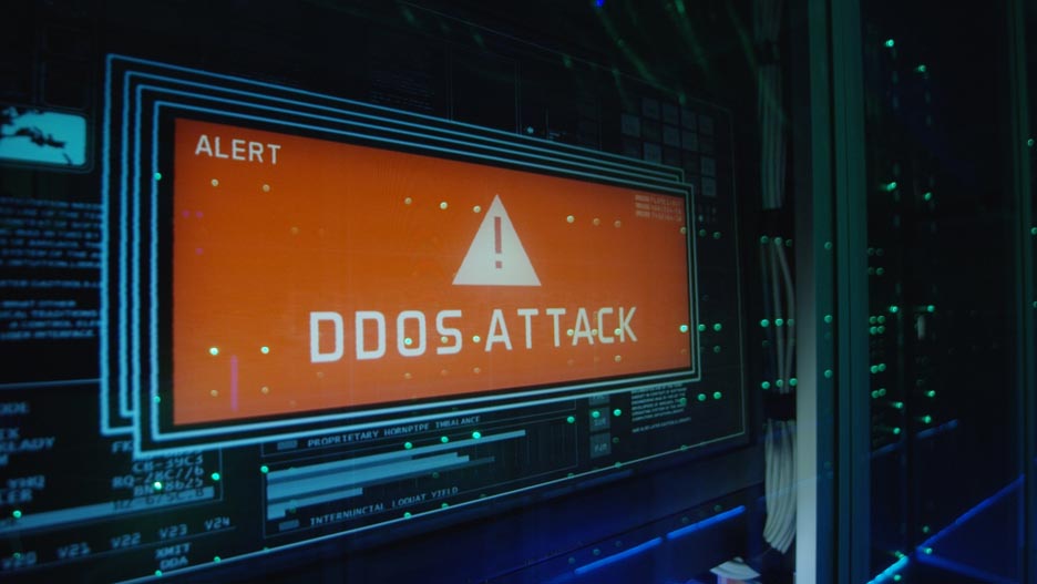 ddos attacco hacker computer