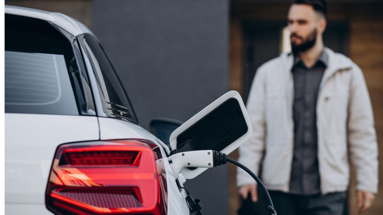 Ricarica auto elettrica