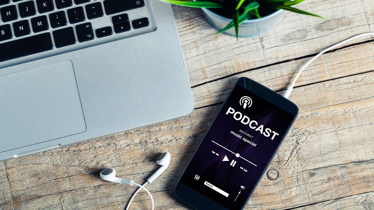 Podacast su smartphone