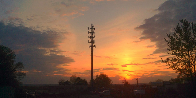 Ripetitore cellulare al tramonto
