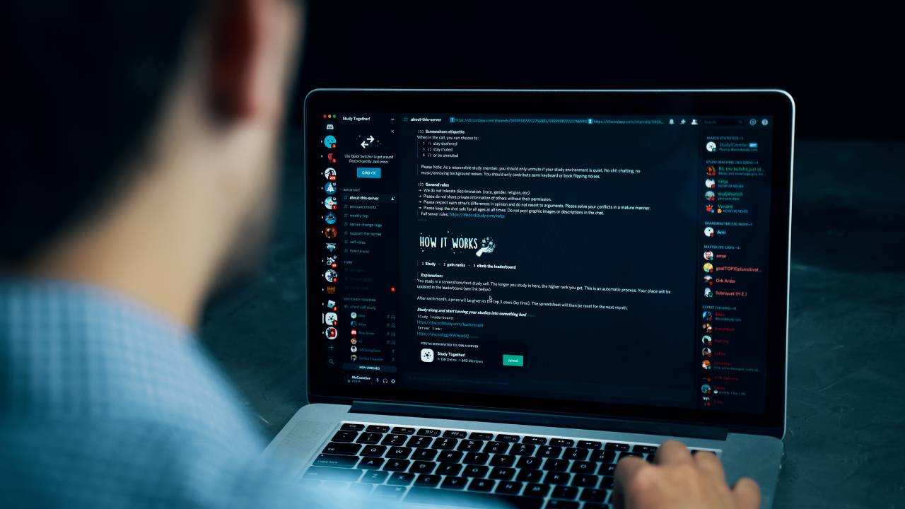 interfaccia utente di discord su PC