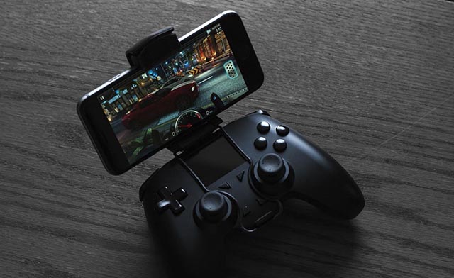 All controller con smartphone