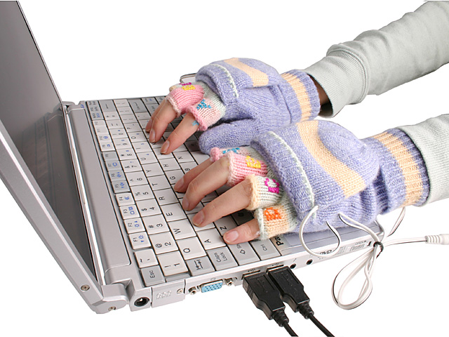 Con i G-Gloves continua a scrivere sulla tastiera del PC mantenendo al caldo le mani