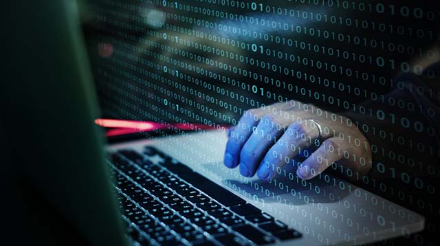 Hacker cambia codice sorgente