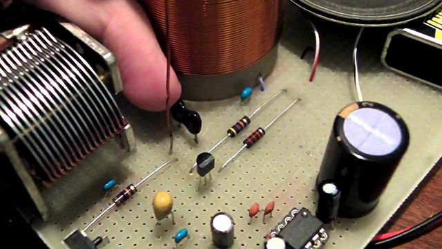 Transistor per realizzare una radio