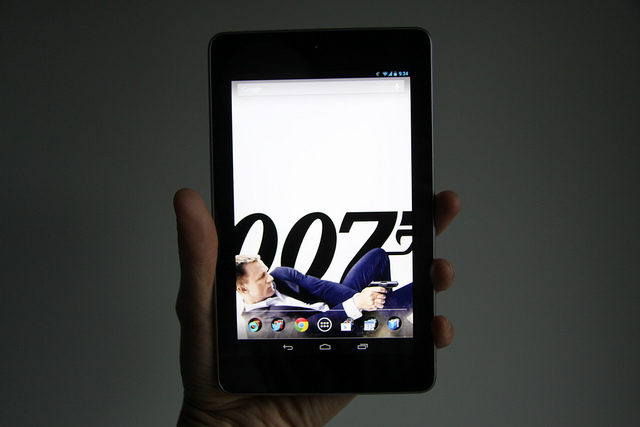 Nexus 7,  primo tablet Google