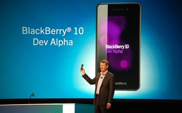Un'immagine della presentazione del BlackBerry 10 di RIM