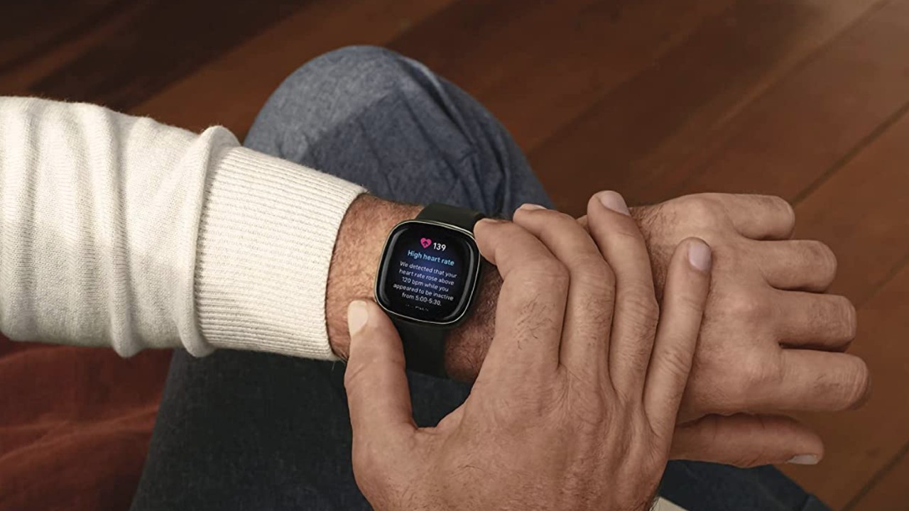 smartwatch per la salute fitbit sense