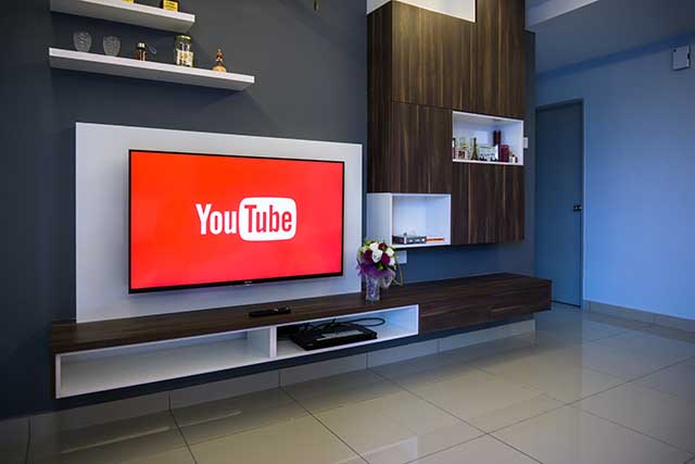 YouTube su smart TV