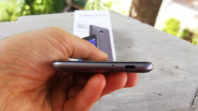 Zenfone 3 Max, connettore micro USB