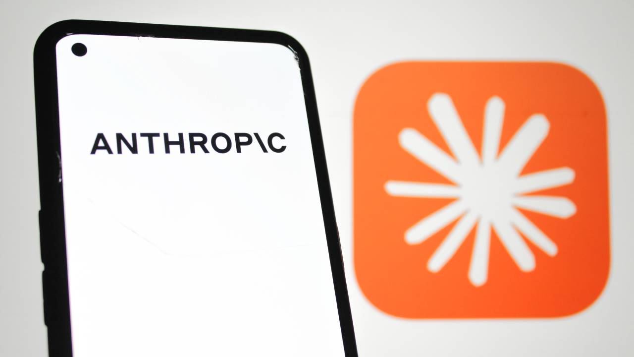 Claude di Anthropic su smartphone