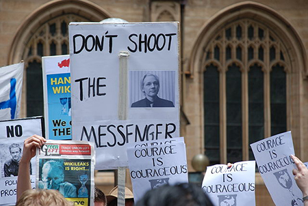 Manifestazione a favore di Julian Assange nel 2010