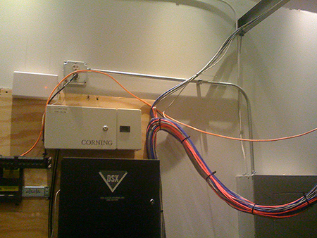 Terminale di controllo di una connessione in fibra ottica domestica