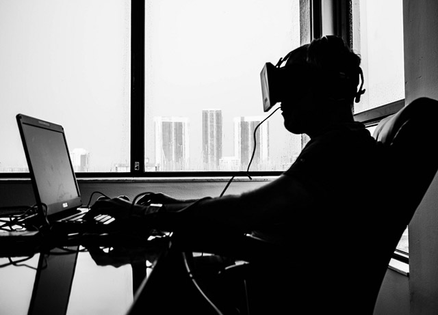 Esplorando mondi virtuali con Oculus Rift