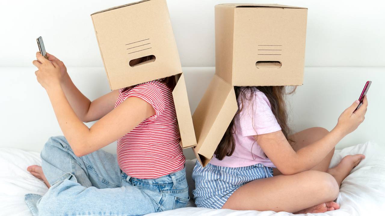 dipendenza-chat-social-network
