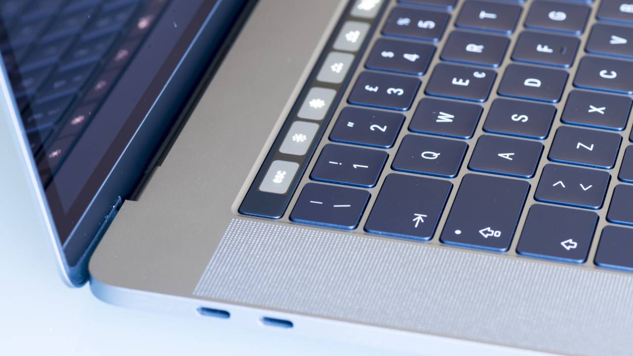 touch bar macbook pro