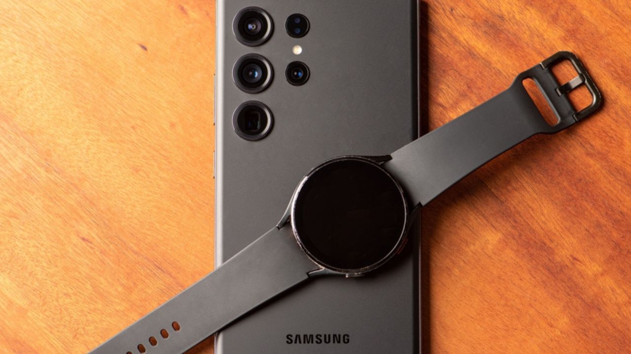 Wireless Reverse Charging