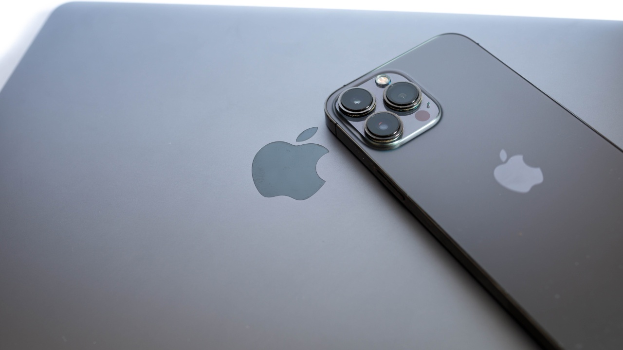macbook e iphone apple
