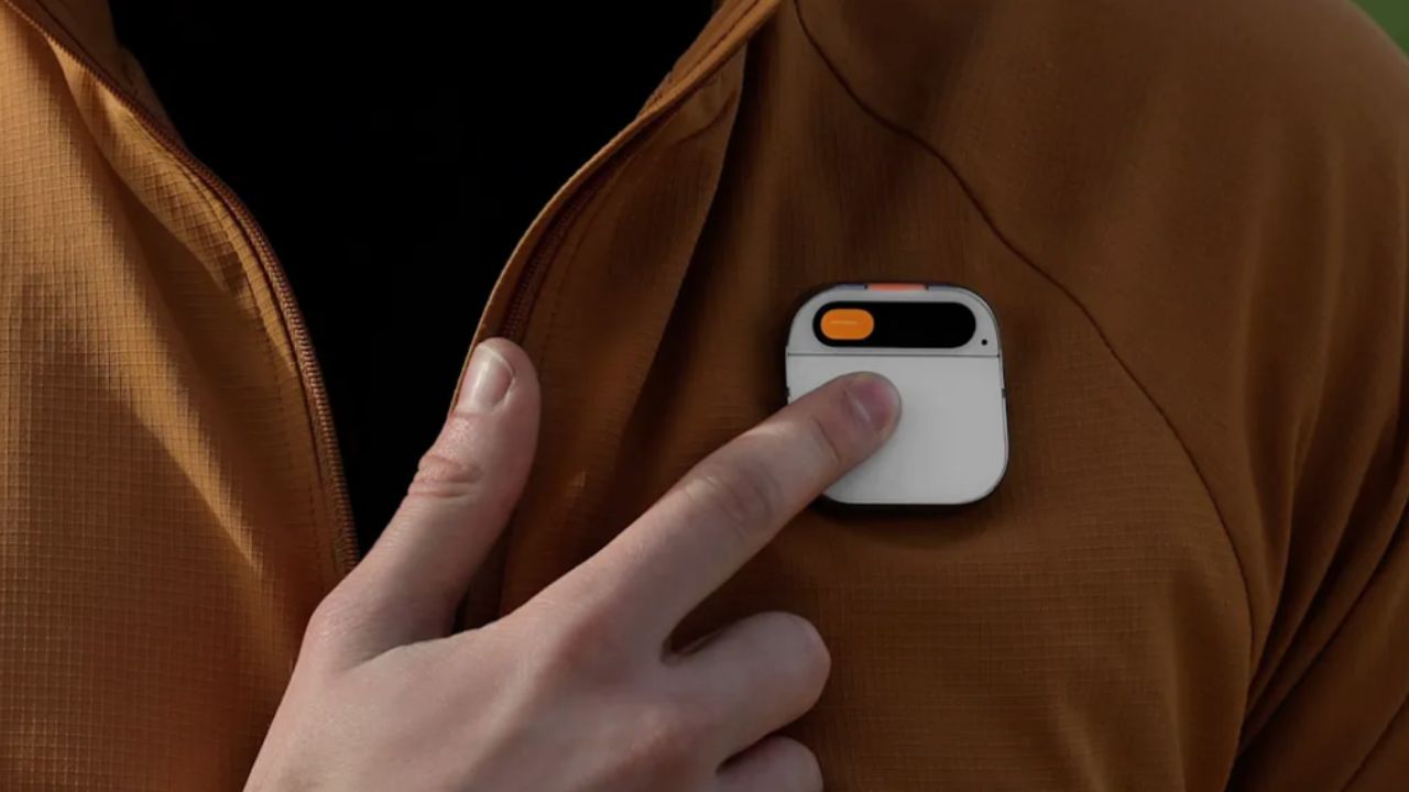 Humane AI Pin