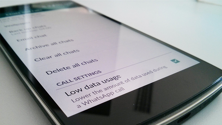 Ridurre consumo dati delle chiamate di WhatsApp