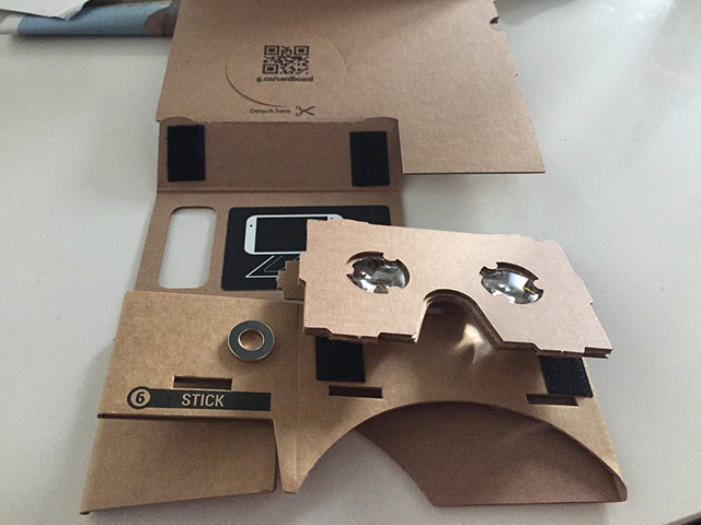 Google cardboard smontato