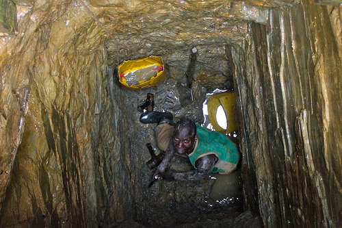 Una delle miniere congolesi dalla quale FairPhone si rifornisce