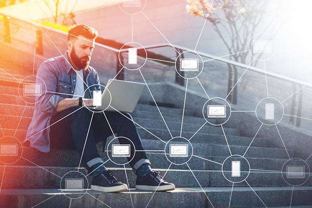 Blockchain, collegamento tra computer e dispositivi informatici