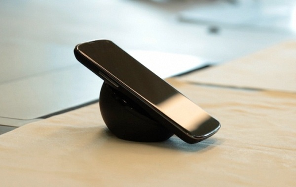 Orb, il pad per la ricarica induttiva del Nexus 4 di Google