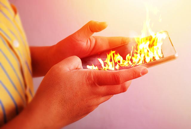 Smartphone in fiamme