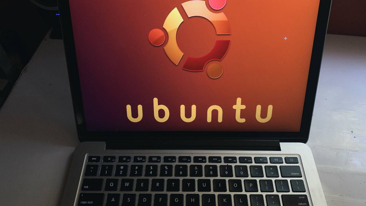 ubuntu-pro-laptop