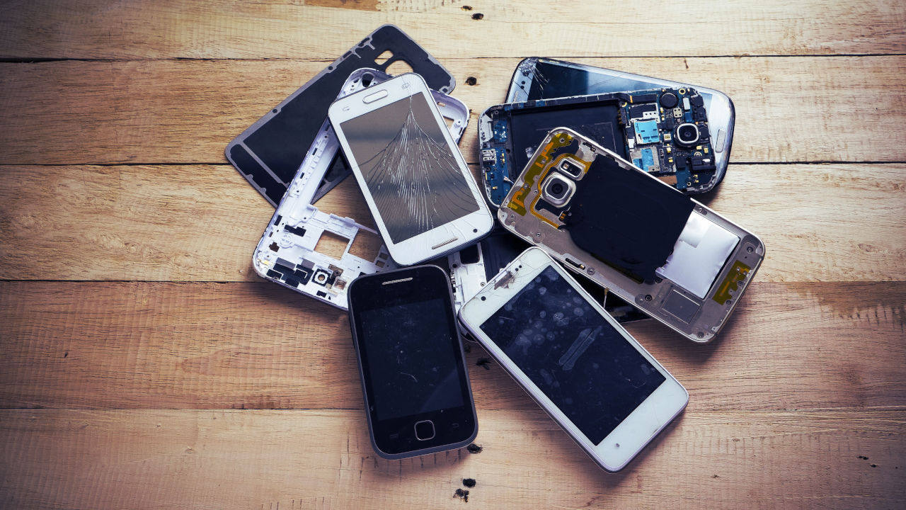 smartphone rifiuti elettronici raee